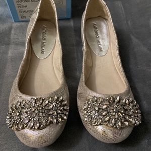 Brand new Antonio Melani